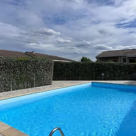 Di Castelli T2 Avec Piscine Carcassonne